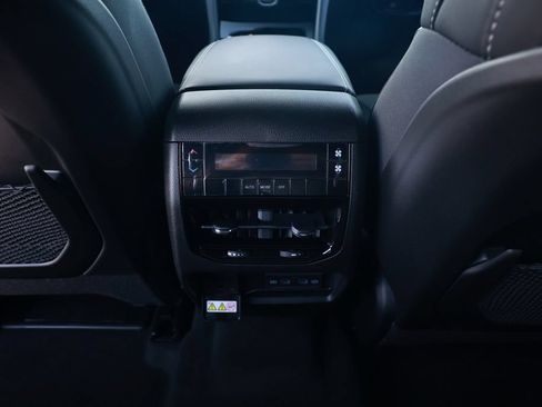 New 2026 Jeep Grand Cherokee L 2WD image 28
