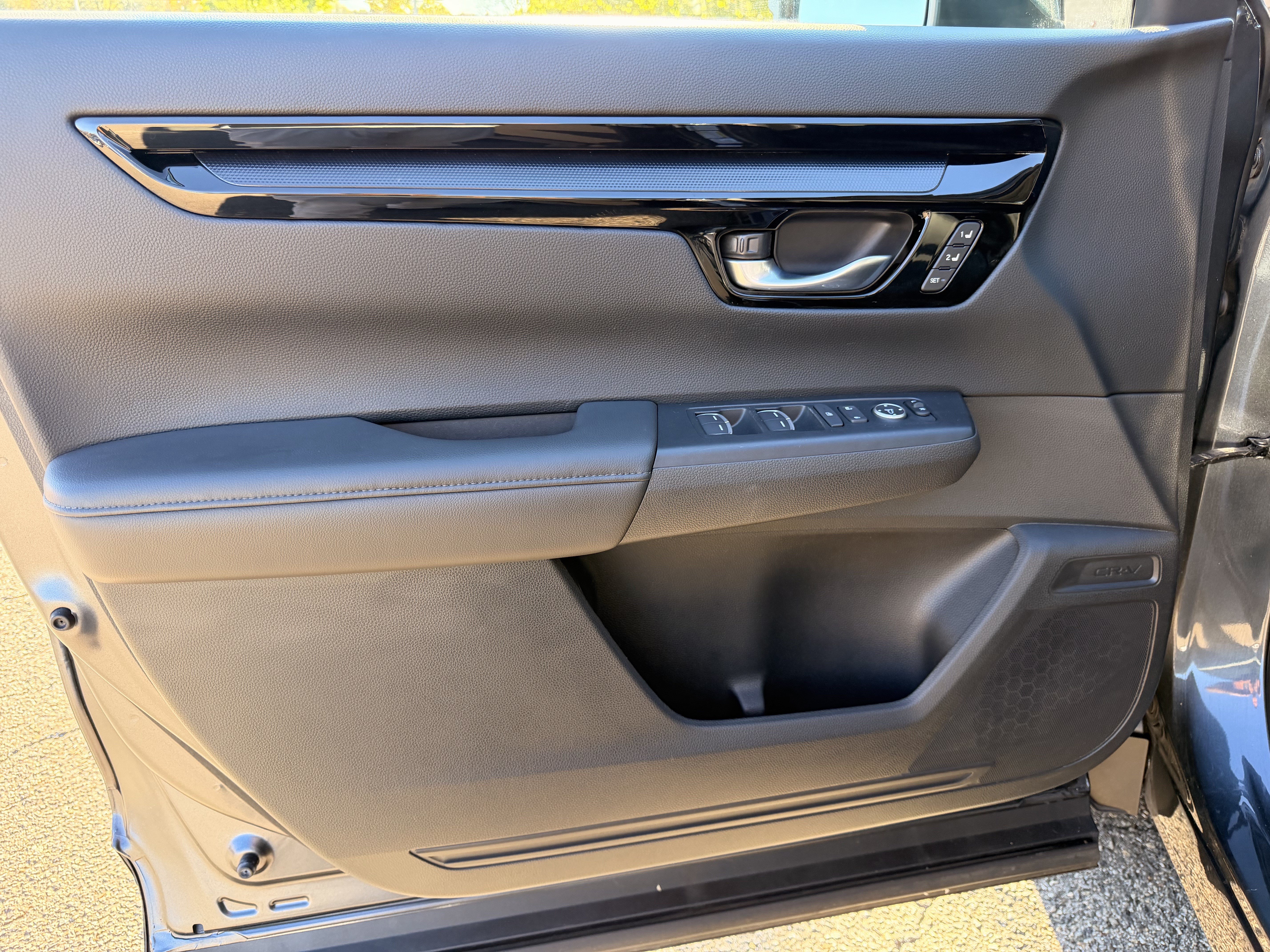 Used 2024 Honda CR-V EX-L image 12