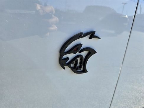 Used 2020 Dodge Challenger SRT Hellcat Redeye image 26