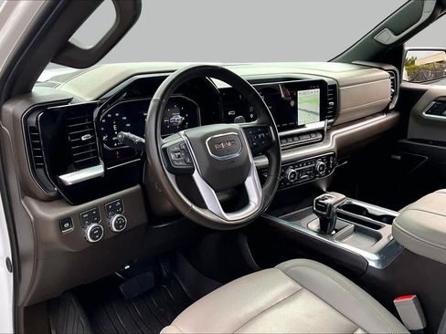 Used 2026 GMC Sierra 1500 SLT AWD/4WD image 18