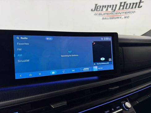 Used 2024 Hyundai Santa Fe Calligraphy AWD/4WD image 15