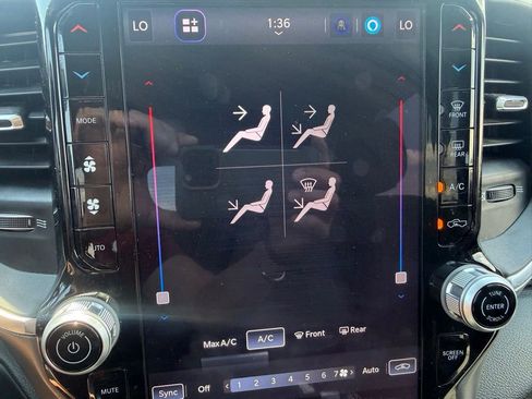 Used 2025 RAM 2500 Big Horn AWD/4WD image 14