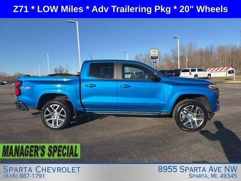 Used 2023 Chevrolet Colorado Z71 w/ Z71 Convenience Package 2 AWD/4WD image 2