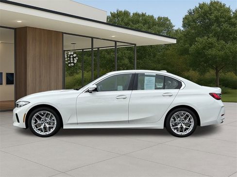 Used 2025 BMW 330i 330i w/ Convenience Package image 12