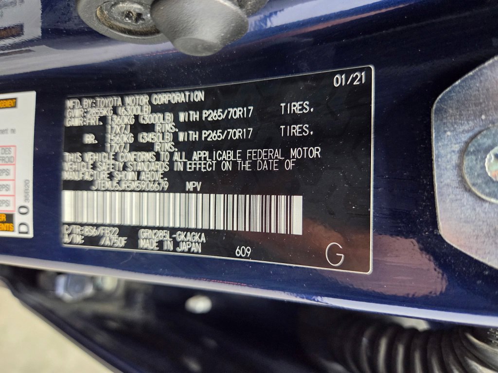 Used 2021 Toyota 4Runner SR5 AWD/4WD image 56