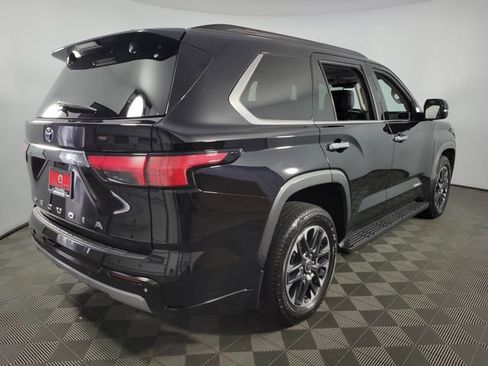 Used 2023 Toyota Sequoia Limited w/ Tow Technology Package AWD/4WD image 9