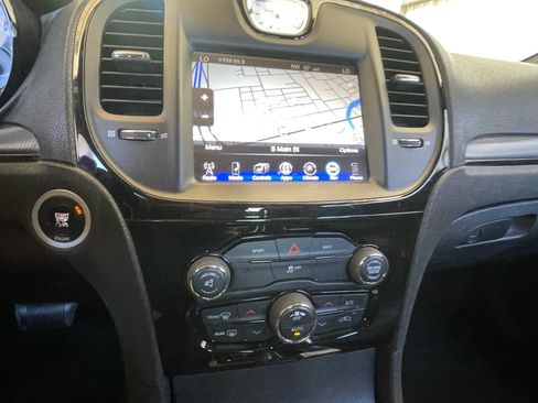 Used 2016 Chrysler 300 S image 17