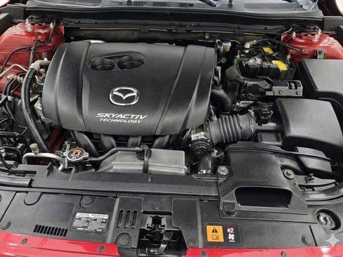 Used 2016 MAZDA MAZDA3 i Touring w/ Popular Equipment Package image 3