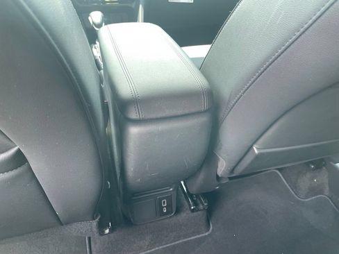 Used 2023 Buick Encore GX Select FWD image 25