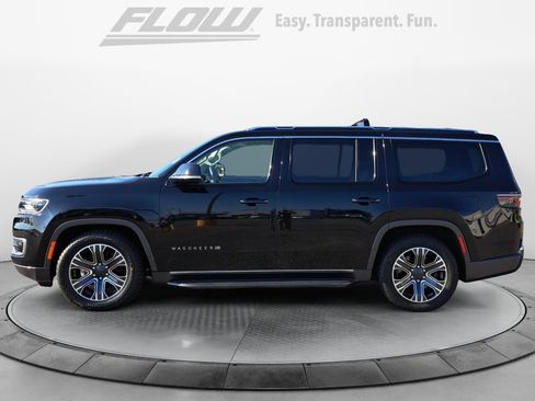 Used 2022 Jeep Wagoneer Series III AWD/4WD image 5