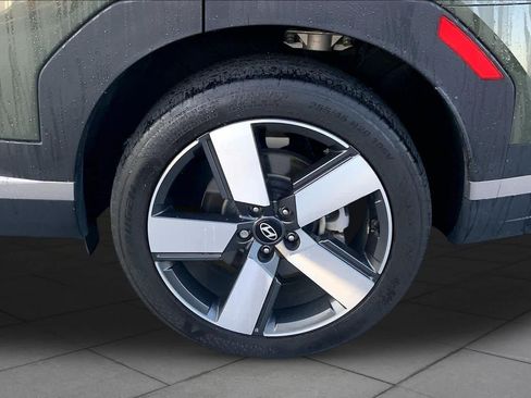 Used 2024 Hyundai Santa Fe Limited FWD image 10