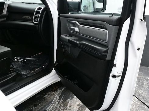 Used 2021 RAM 1500 Big Horn image 9