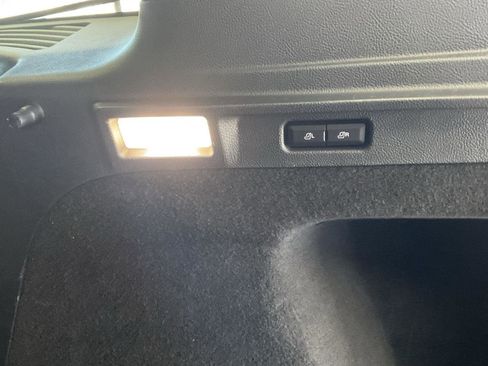 Used 2020 Lincoln Corsair Reserve w/ Equipment Group 201A image 28