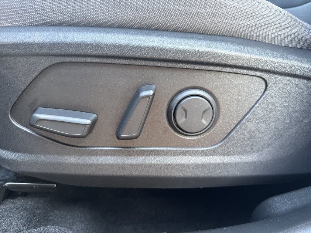 Certified 2024 Hyundai Santa Cruz SEL FWD image 11