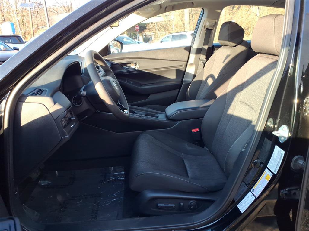 Used 2024 Honda Accord EX image 13