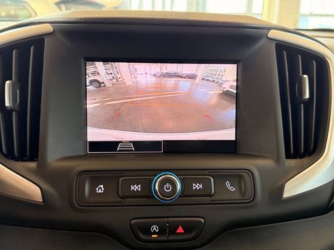 Used 2023 GMC Terrain SLE FWD image 15