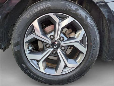 Used 2021 Kia Forte LXS image 22