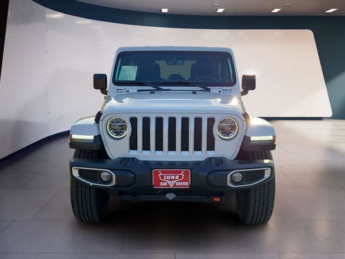 Used 2018 Jeep Wrangler Unlimited Sahara AWD/4WD image 8