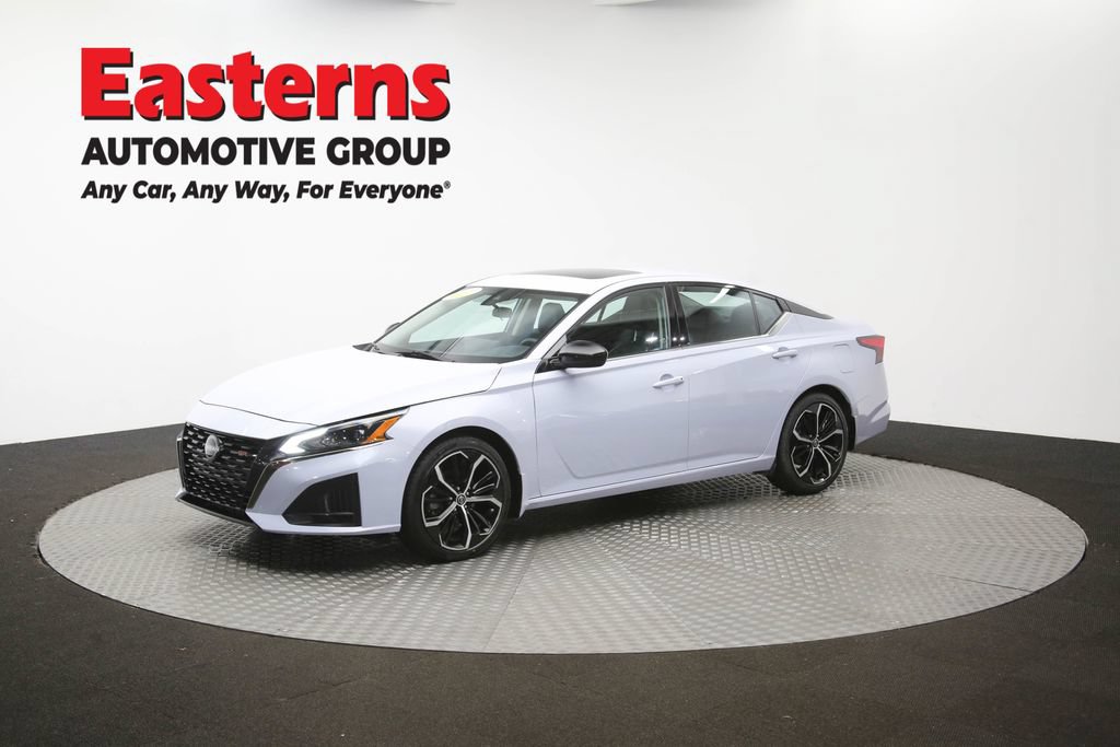 Used 2025 Nissan Altima 2.5 SR w/ SR Premium Package FWD image 59