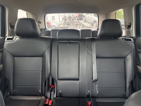 Used 2022 Volkswagen Atlas SE FWD image 19