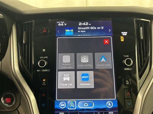 Used 2022 Subaru Outback Premium image 18