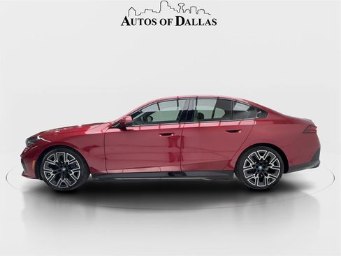 Used 2025 BMW i5 eDrive40i w/ M Sport Package image 5