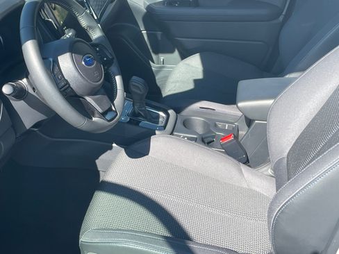 Used 2025 Subaru Forester Premium AWD/4WD image 10