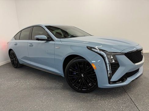 Used 2025 Cadillac CT5 V w/ Technology Package image 6