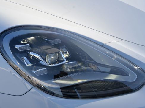 Certified 2022 Porsche Panamera 4 image 11