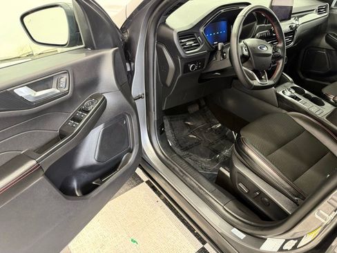 Certified 2025 Ford Escape ST-Line image 30