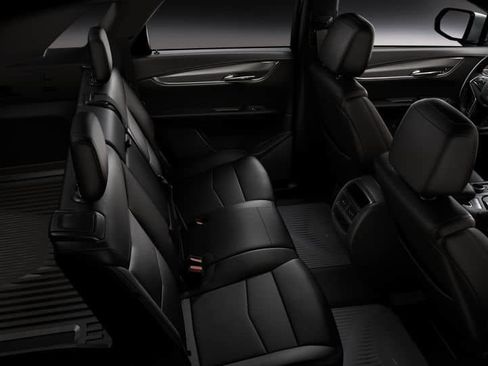 New 2026 Cadillac XT5 Luxury image 13