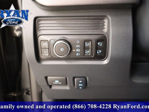 New 2026 Ford F250 Platinum w/ FX4 Off-Road Package image 28