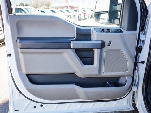 Used 2019 Ford F250 XLT w/ XLT Value Package AWD/4WD image 15