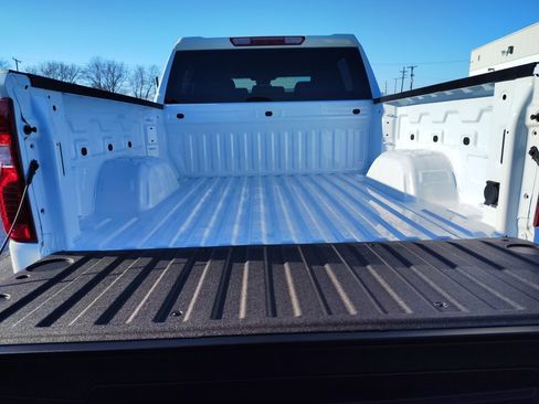 New 2026 Chevrolet Silverado 1500 LT image 9