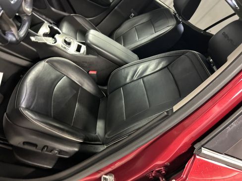 Used 2018 GMC Terrain Denali w/ Comfort Package AWD/4WD image 10
