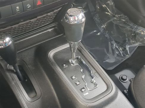 Used 2015 Jeep Wrangler Unlimited Sport w/ Quick Order Package 24S image 36