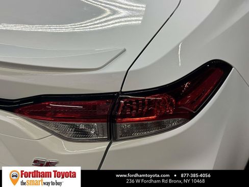 Used 2024 Toyota Corolla SE w/ SE Premium Package FWD image 10