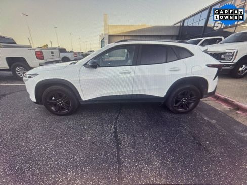 Used 2024 Chevrolet Trax ACTIV w/ Sunroof Package image 1