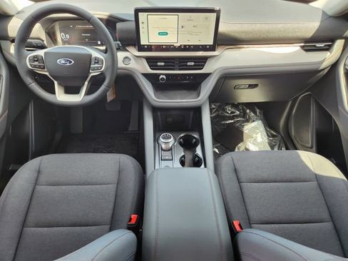 New 2026 Ford Explorer Active RWD image 27