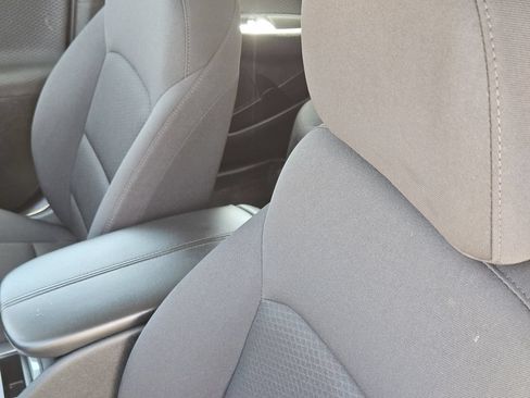 Used 2025 Chevrolet Malibu LT FWD image 21