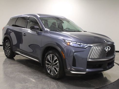 Certified 2026 INFINITI QX60 Luxe w/ Cargo Package AWD/4WD image 11