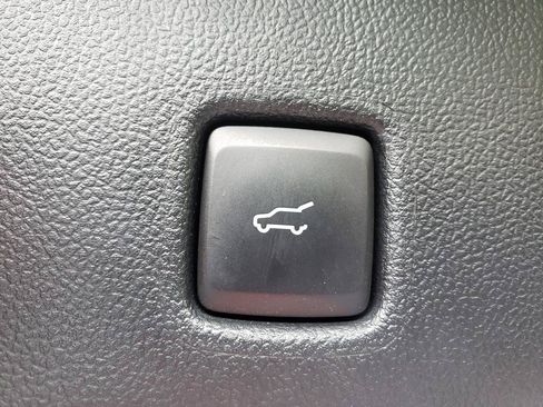 Used 2023 Ford Escape Active w/ Tech Pack #2 AWD/4WD image 8