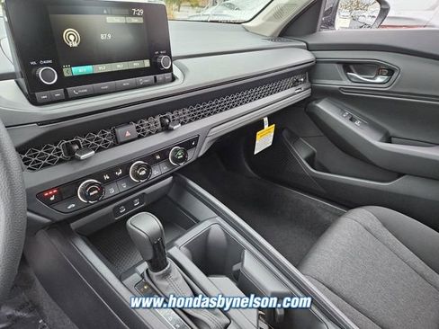 New 2025 Honda Accord SE image 12