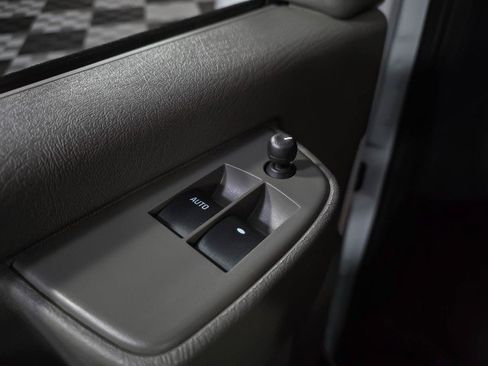 Used 2021 GMC Savana 2500 w/ Driver Convenience Package image 29