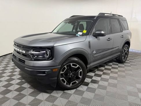 Used 2021 Ford Bronco Sport Outer Banks AWD/4WD image 2