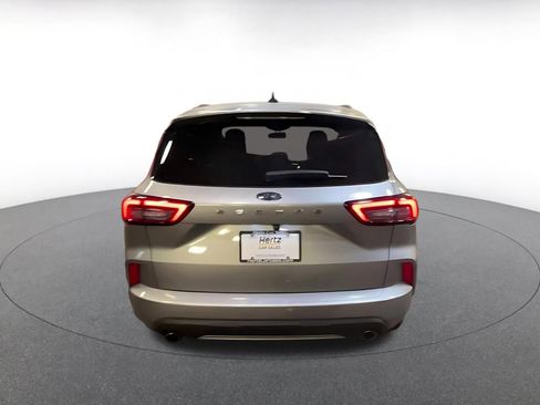 Used 2024 Ford Escape ST-Line image 12