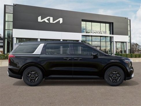 New 2026 Kia Carnival LXS image 8