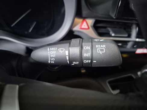 New 2026 Toyota Sienna XLE image 28