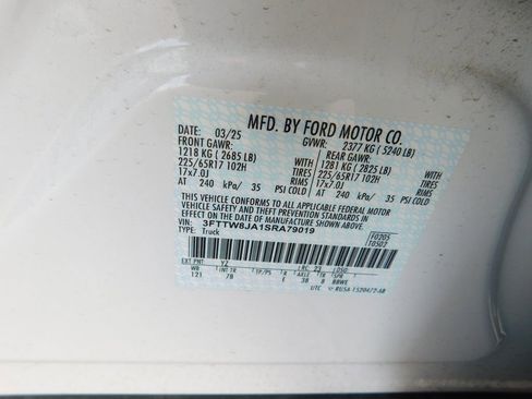 Used 2025 Ford Maverick XLT w/ XLT Luxury Package image 8