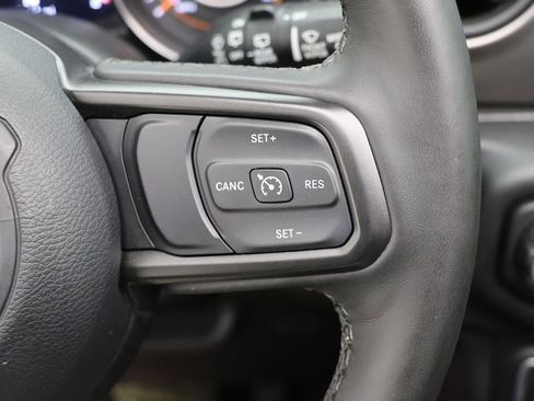 Used 2022 Jeep Wrangler Unlimited Sport AWD/4WD image 22